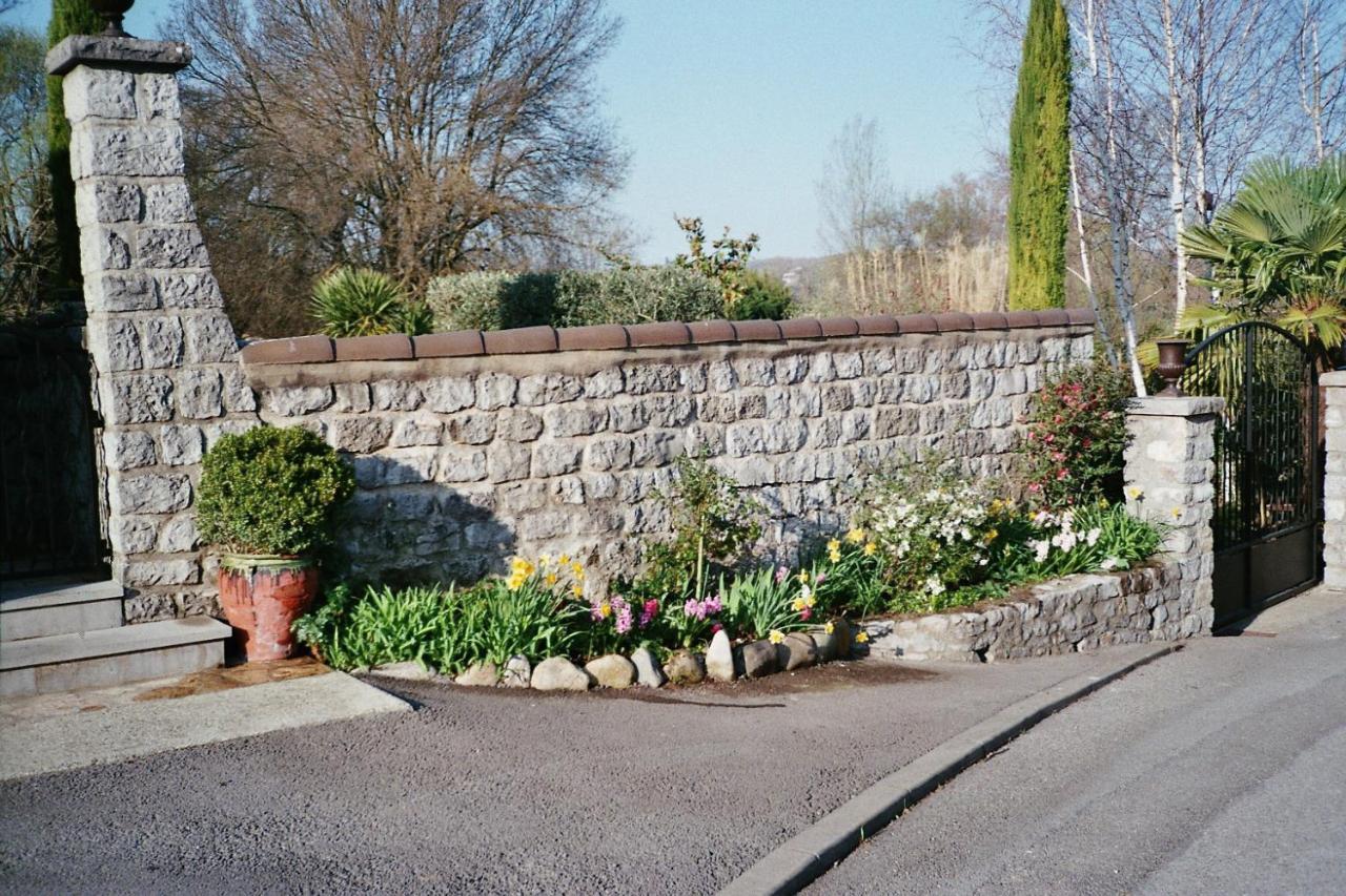 L'Oustale Ruoms Apartment Exterior photo